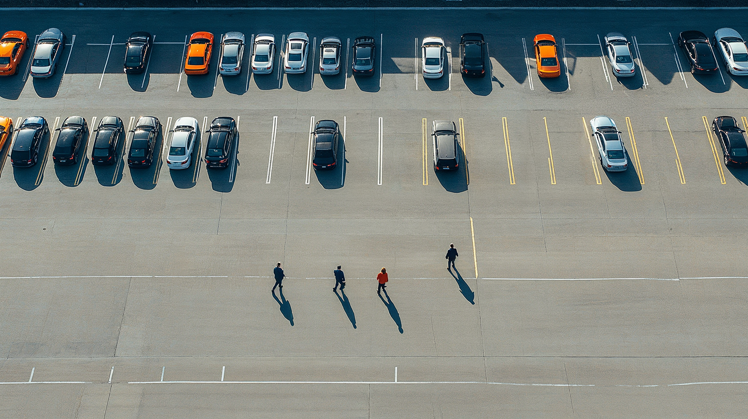 Parkeerplaats met autos